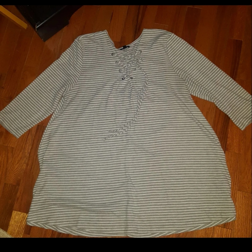 Hannah tunic shirt size XL